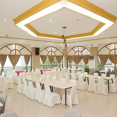 Bohol Plaza Mountain Resort And Restaurant Дауис Экстерьер фото