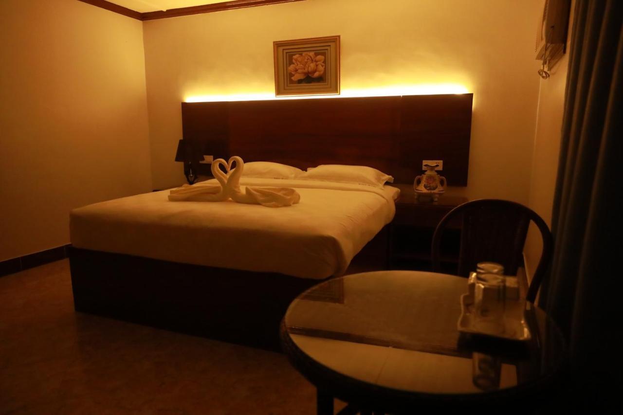 Bohol Plaza Mountain Resort And Restaurant Дауис Экстерьер фото