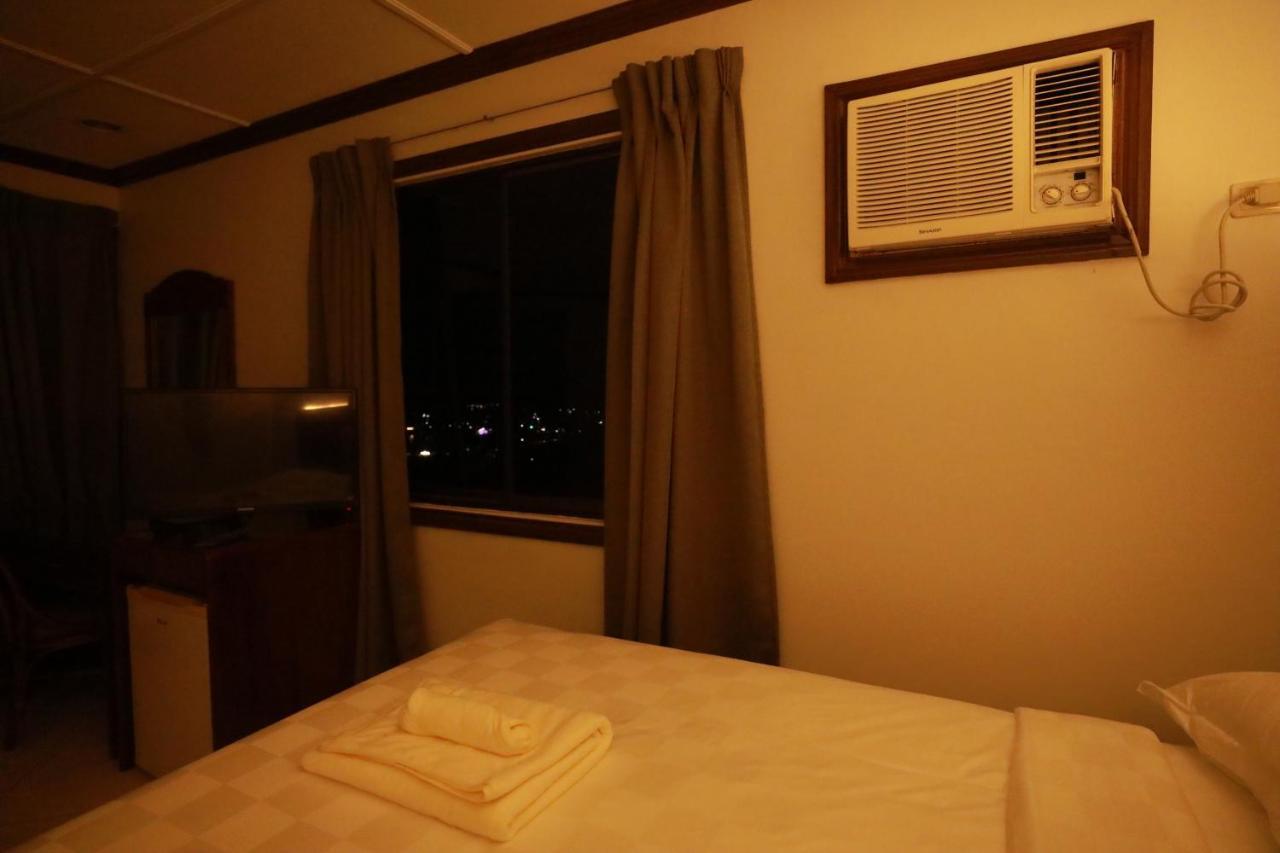 Bohol Plaza Mountain Resort And Restaurant Дауис Экстерьер фото